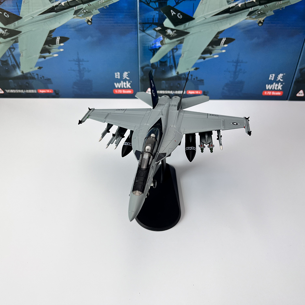 1/72 Scale U.S. F/A-18F Hornet - Model Kit Store บทวิจารณ์และราคา